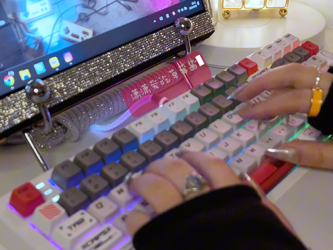 复古红白机主题机械键盘：三模Gasket结构电竞游戏打字体验 - ASMR大全